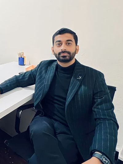 Dr. Akash Gupta Dr. Akash Gupta