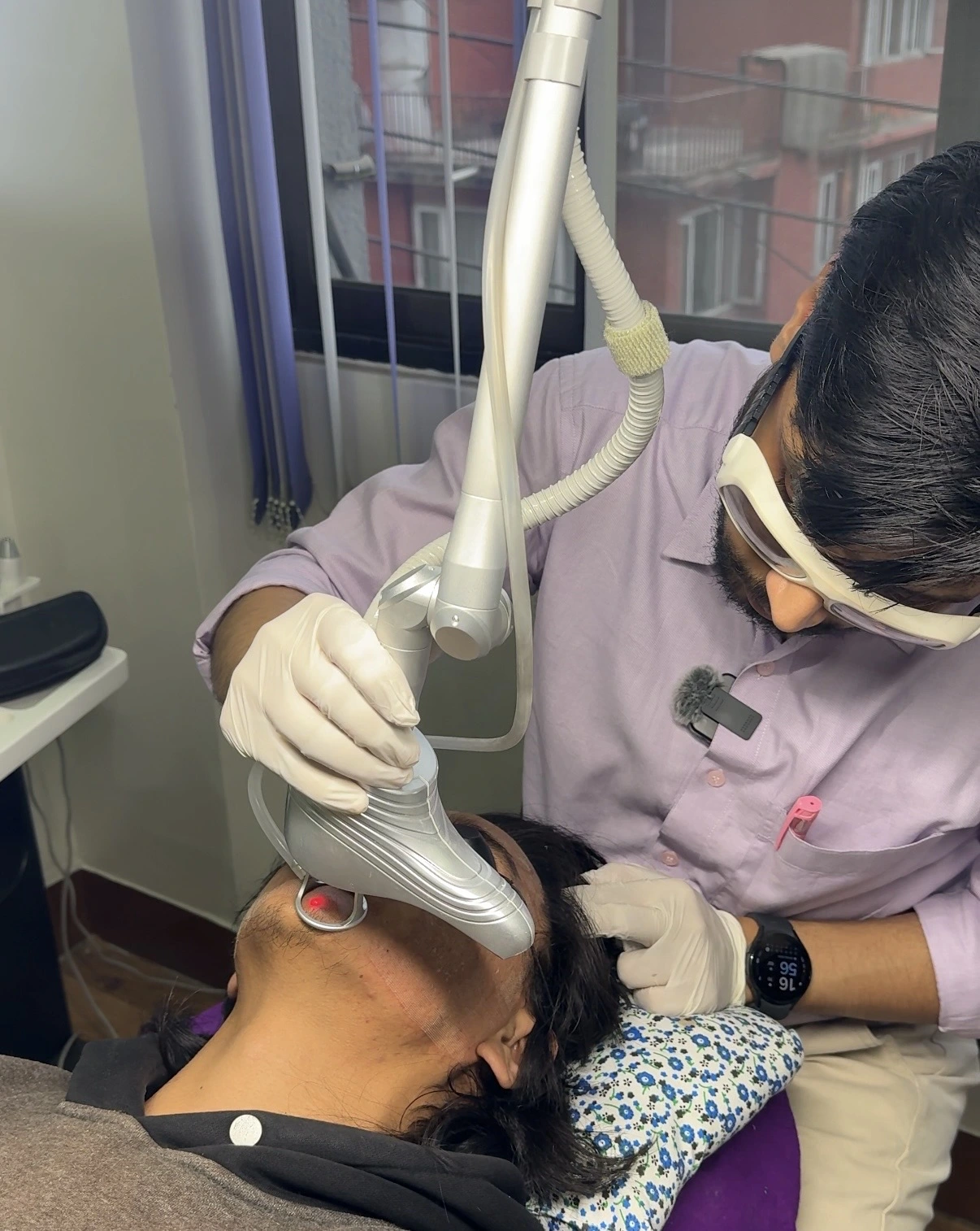co2 laser treatment at akarshan skin and hair clinic